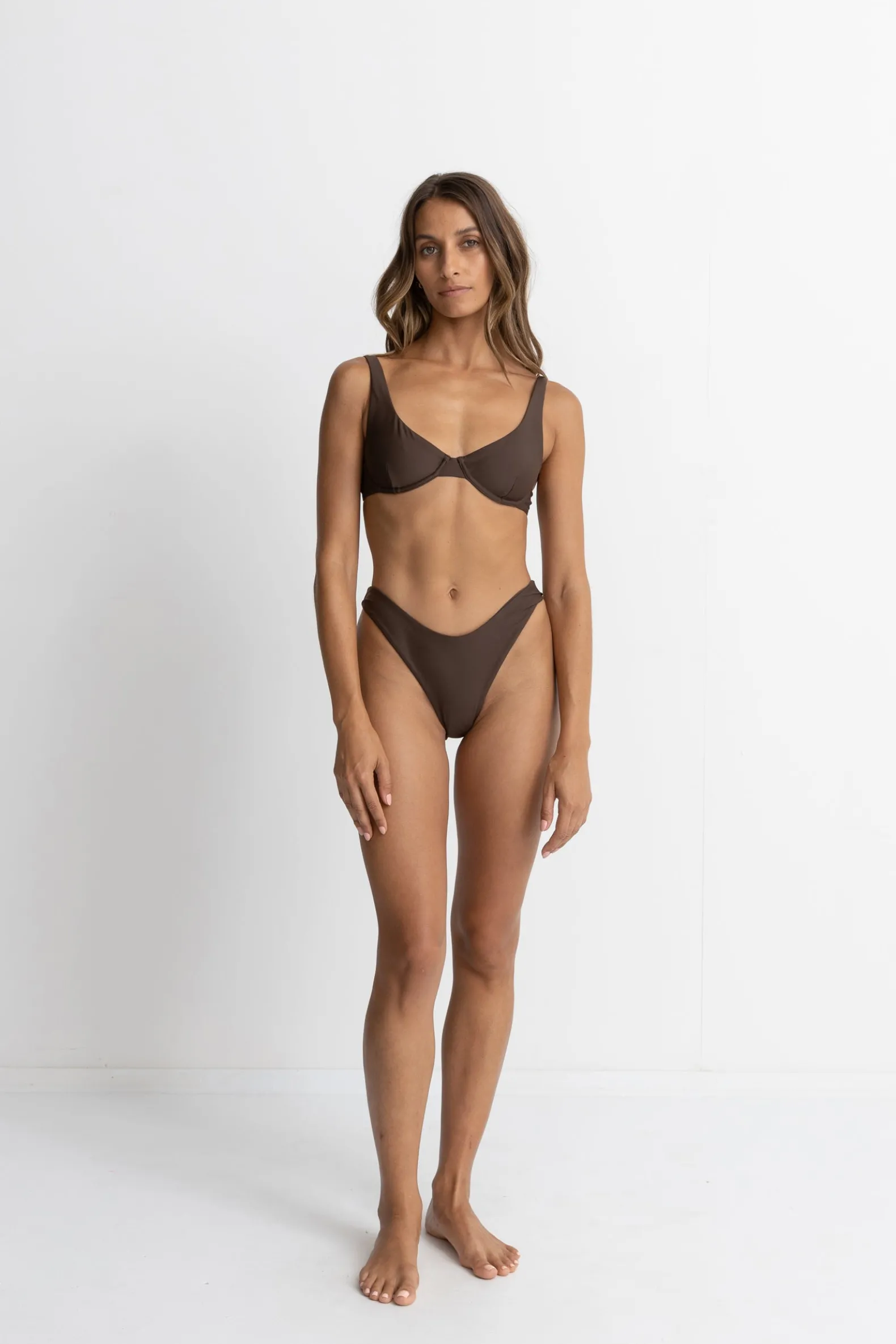 Classic Hi Cut Pant Chocolate