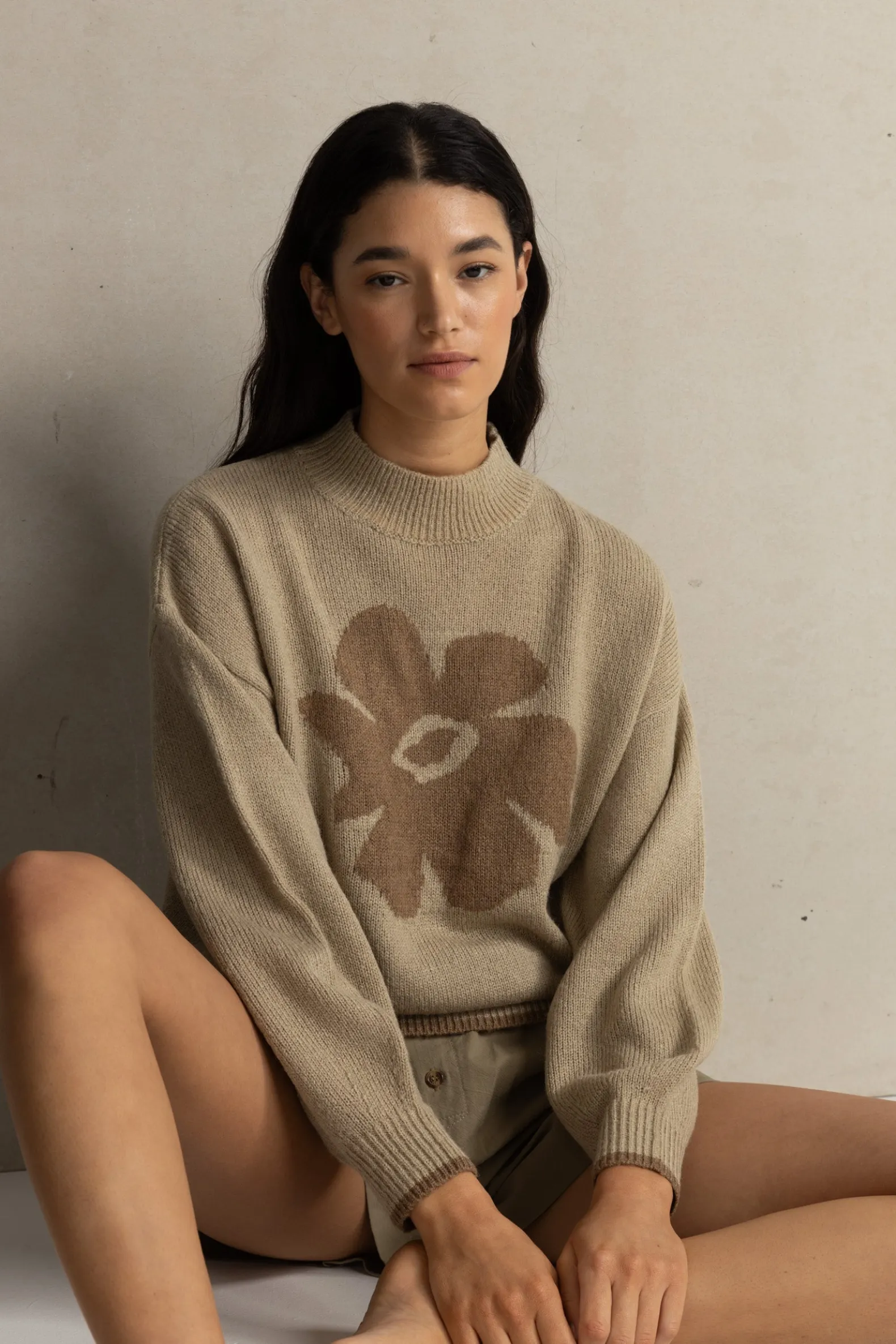 Juliet Floral Jumper Beige