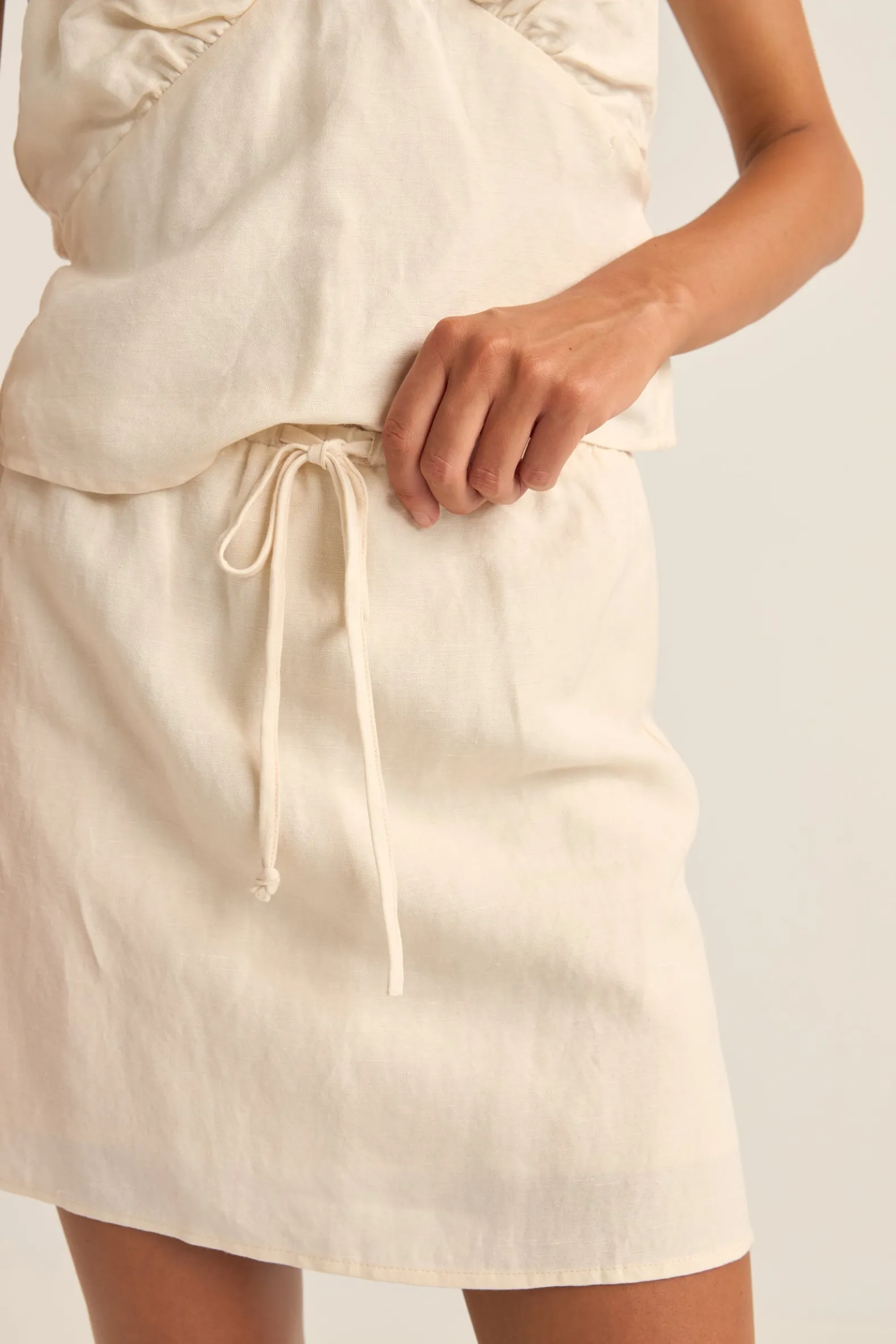 Lenny Drawcord Skirt Cream
