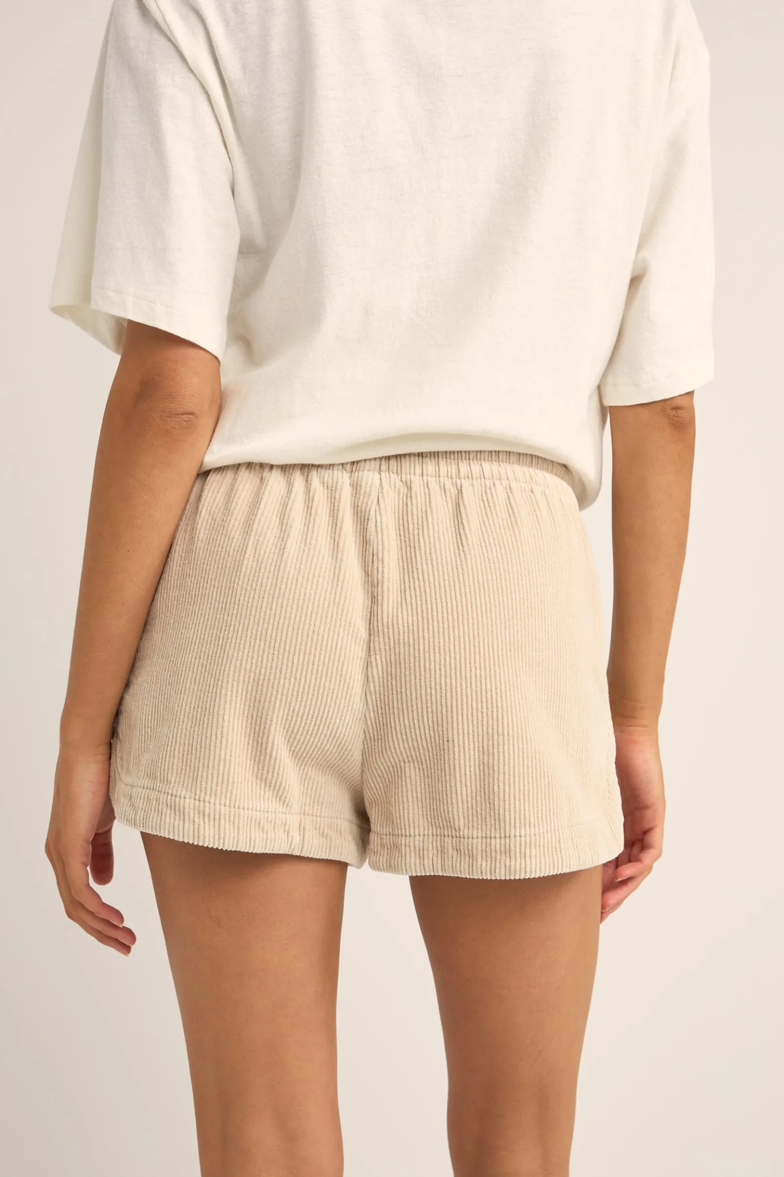 Mazzy Corduroy Short Sand