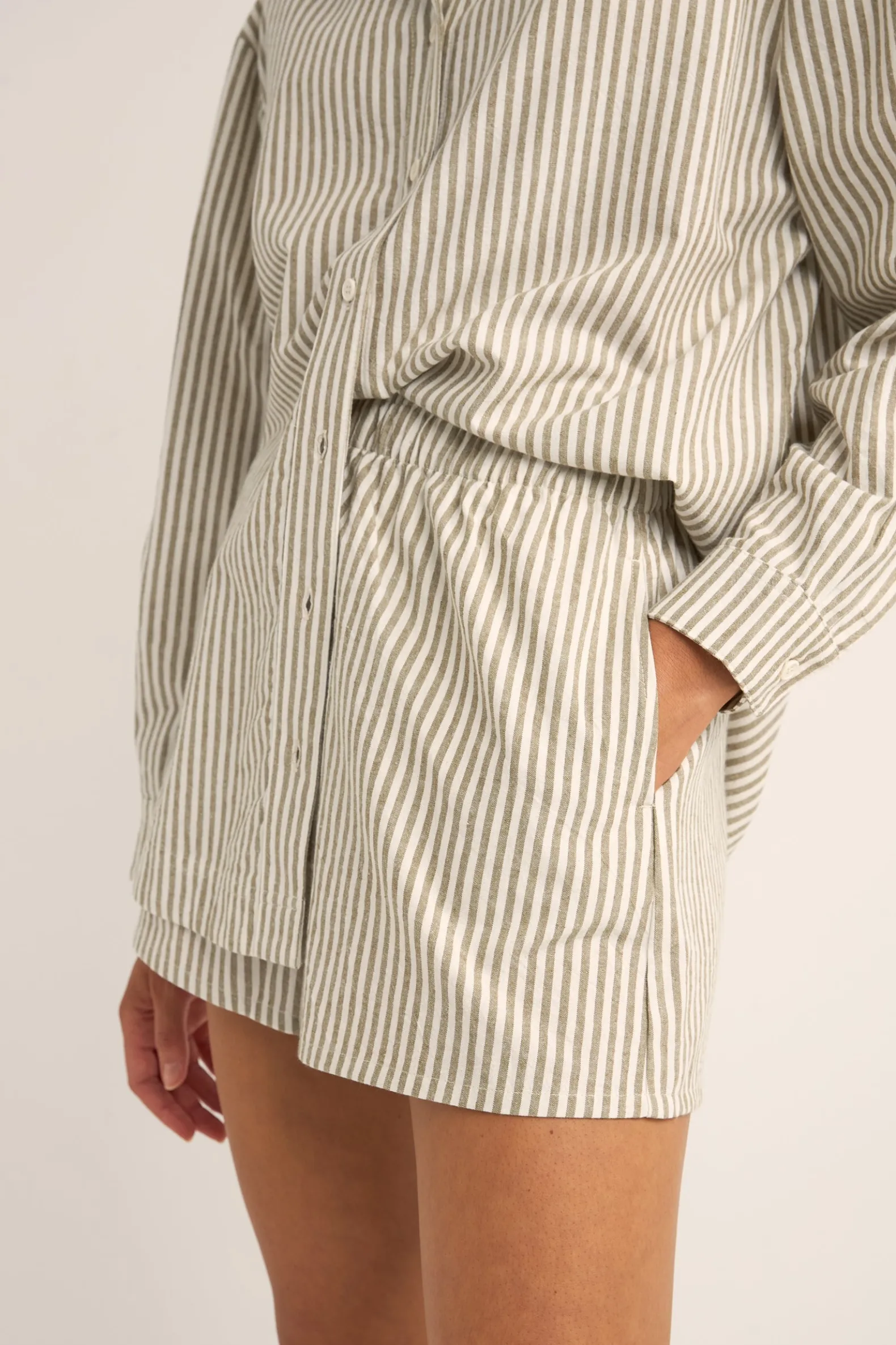 Valley Stripe Short Ivy